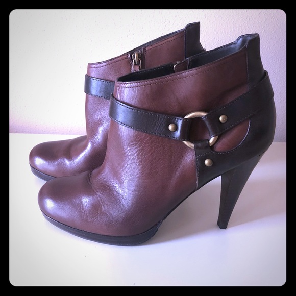 Cole Haan Shoes - Cole Haan 2-tone leather heels Sz 10b